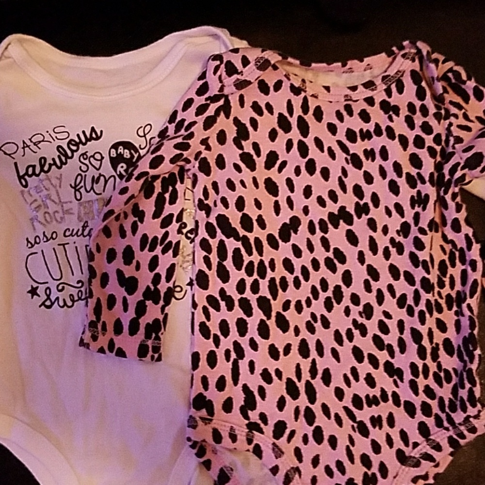 Adorable gently used long sleeve onesies