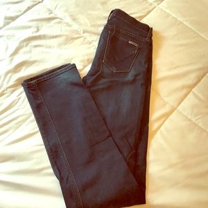 Authentic Hudson straight leg (stretchy)