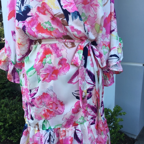  Floral Silky Flutter Robe  - Picture 2 of 4