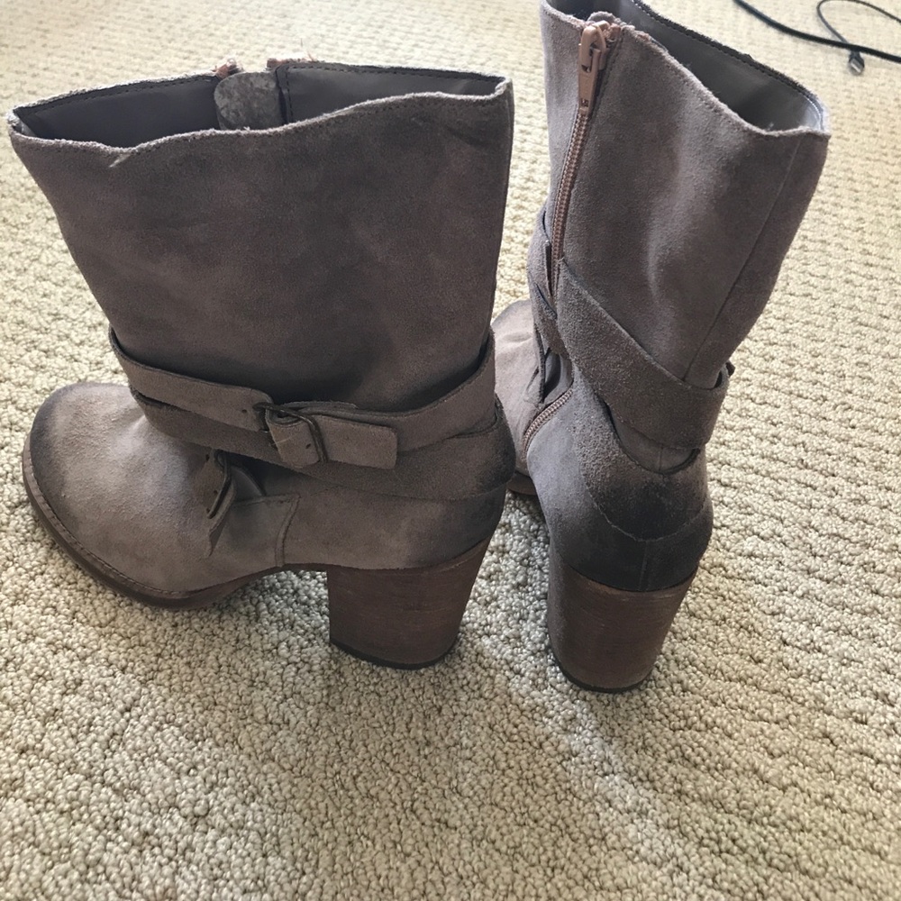 Charles By Charles David Booties - image 3