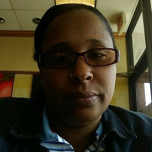 Meet your Posher, Racquel