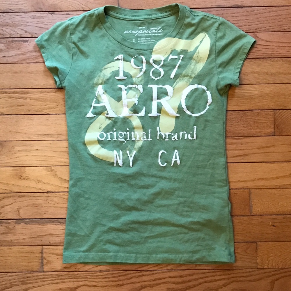 Small Aeropostale tshirt