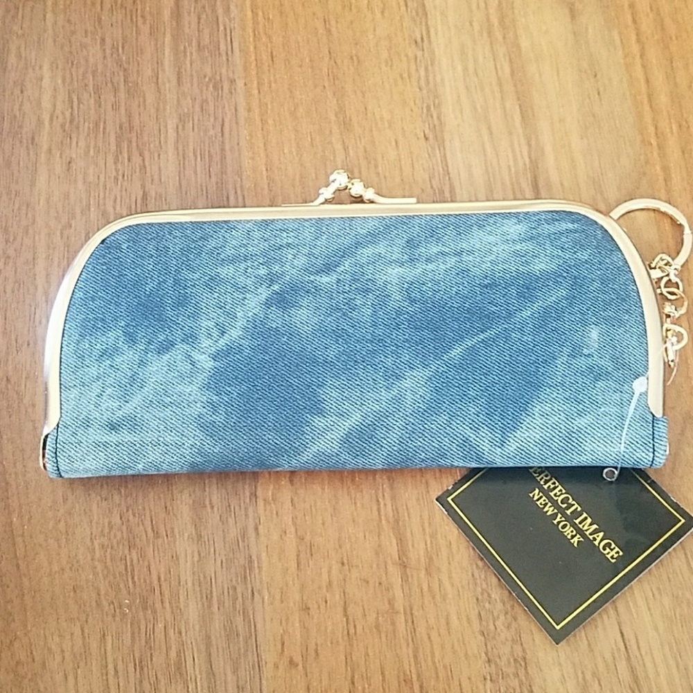 Perfect image New York wallet