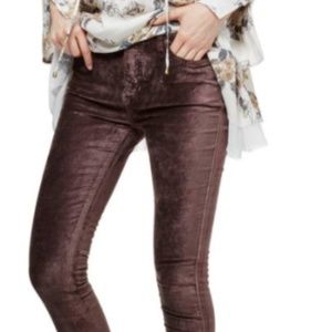 Free People high waisted Cyndi velvet pant/jean