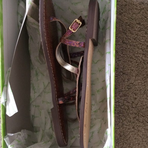 New in box Sam Edelman sandals - Picture 3 of 3