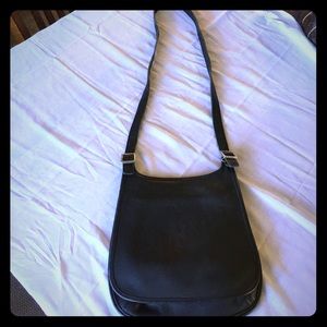 AUTHENTIC Coach genuine leather crossbody purse