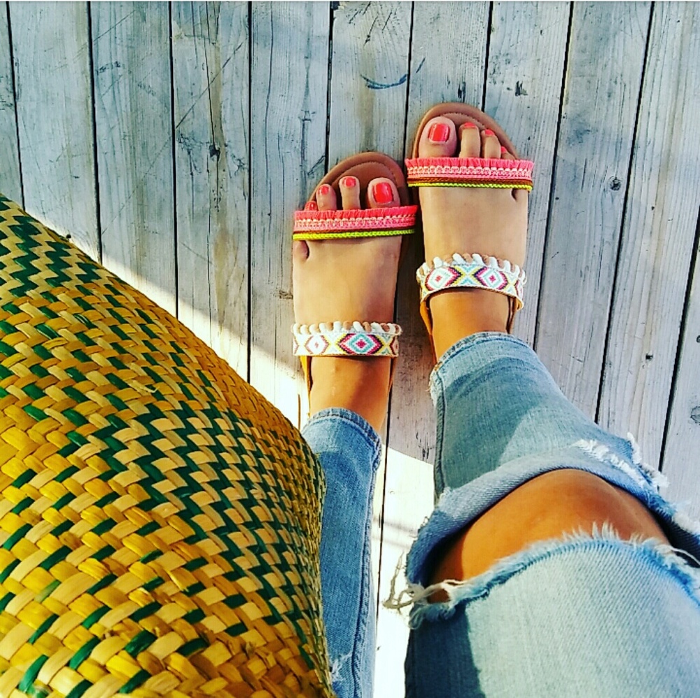 //The Adriana// Camel Aztec Print Sandal - Picture 2 of 7