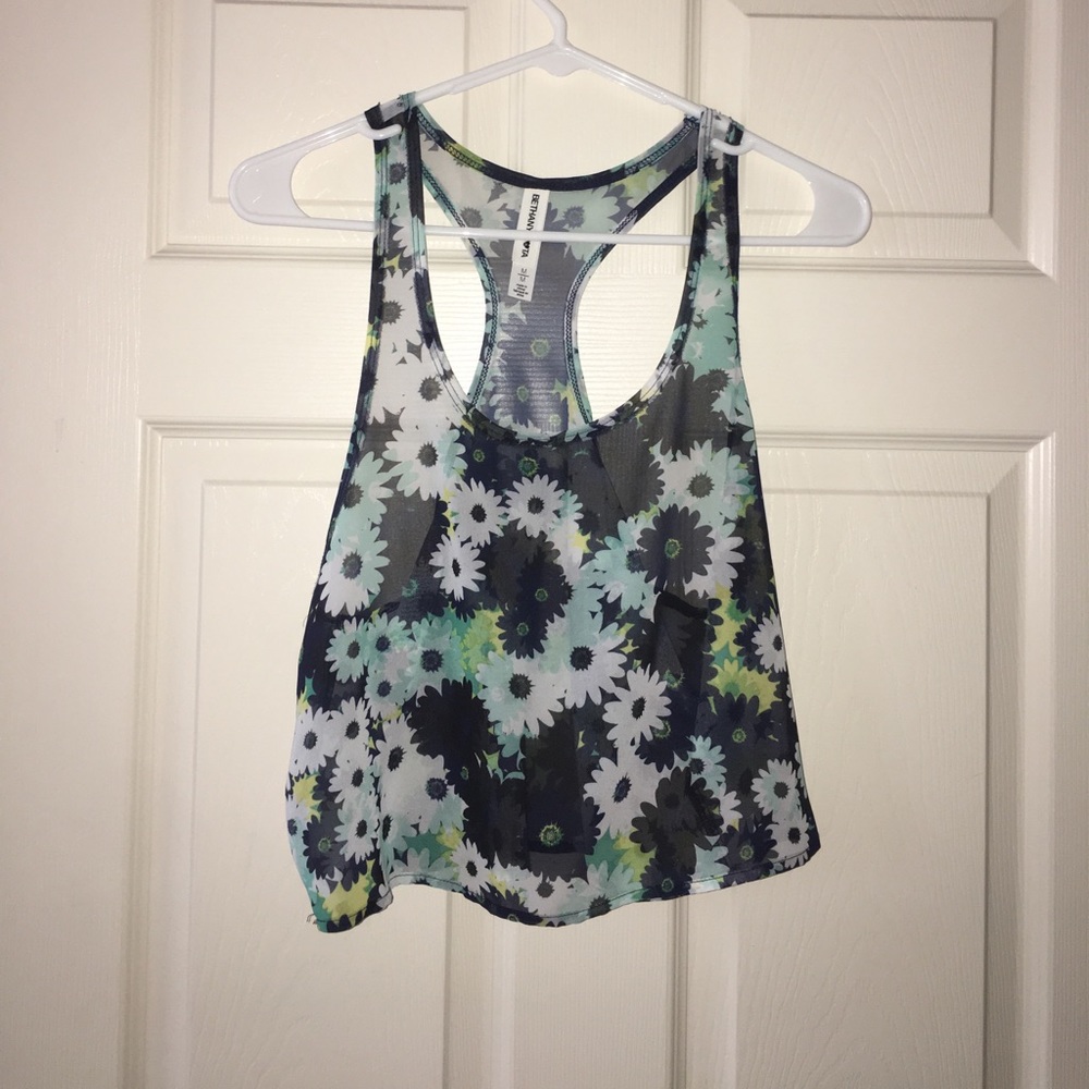 Aeropostale Bethany mota razorback crop top
