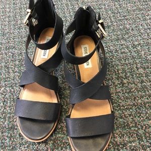 STEVE MADDEN SIZE 9 black sandals w/heel NEW😍😍