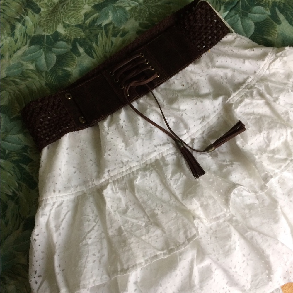 White eyelet skirt with belt
