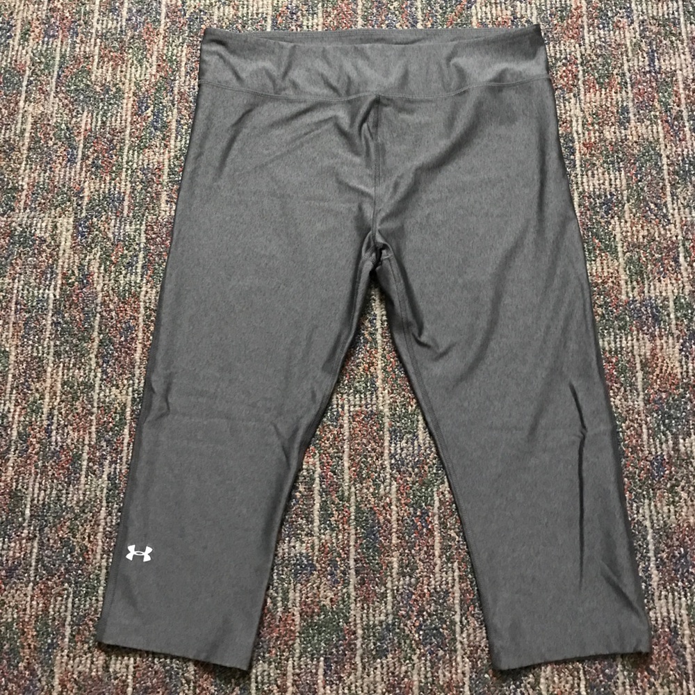 Under armor crop leggings