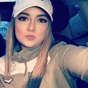 Meet your Posher, Alyshea