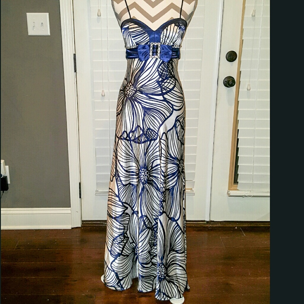 B. Darlin Formal Dress size 3/4