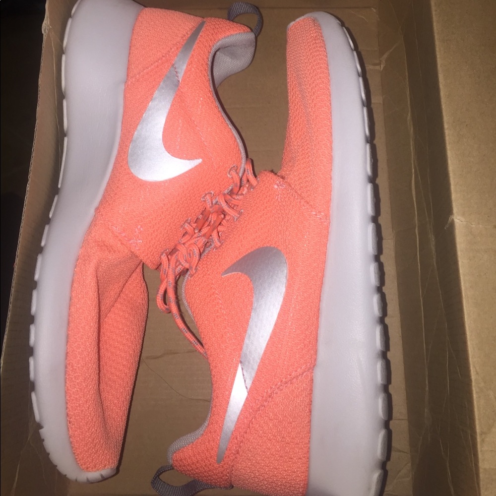 Women's Nike RosheRun