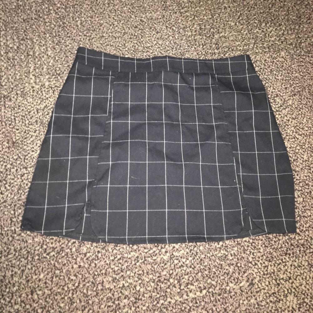 Brandy Melville Mini plaid skirt