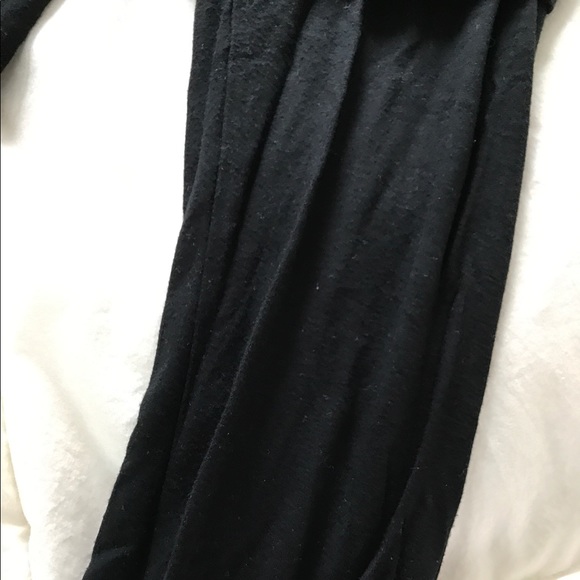 GAP Pure Body Maternity Leggings w/ Skirt - Picture 4 of 5