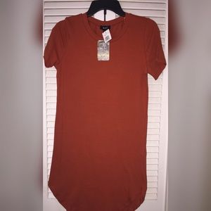 🎉Final drop price🎉 Orange mid dress