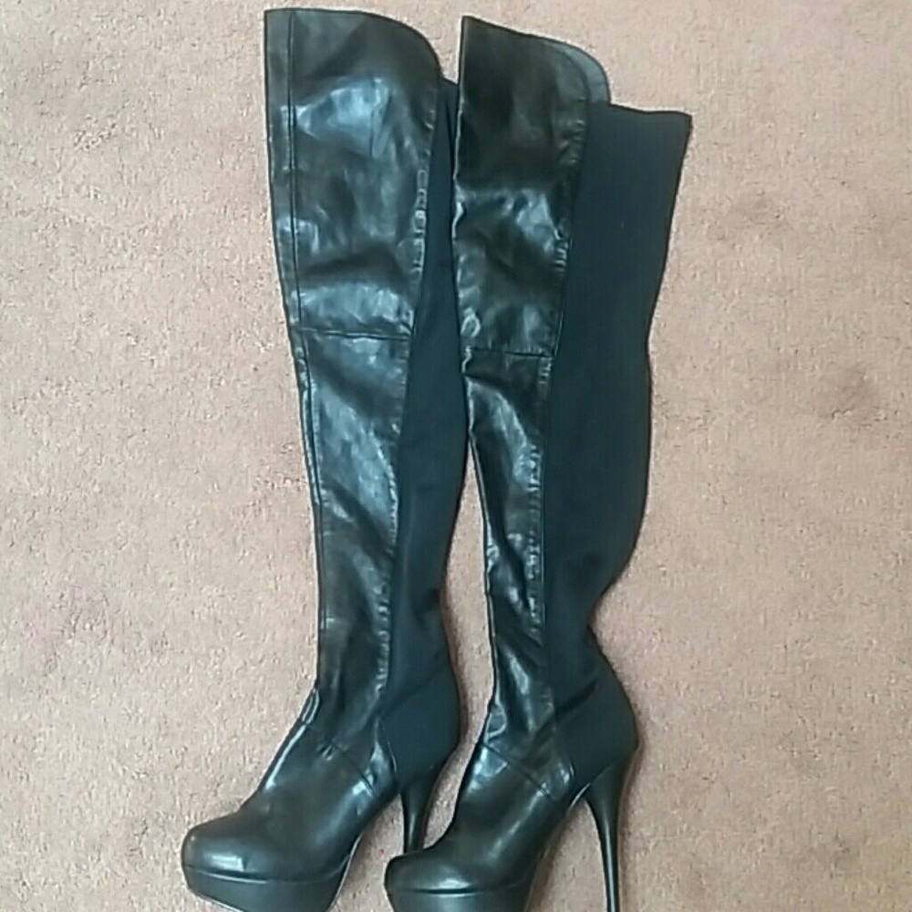 Black thigh high boots sz 7
