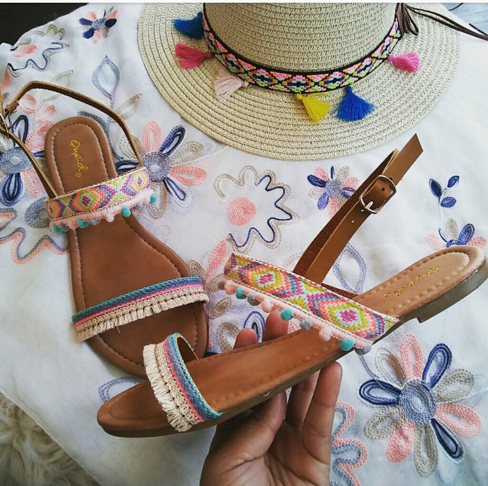 //The Jasmine// Nude Aztec print Sandal - Picture 4 of 6
