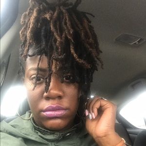 Meet your Posher, Lawanda