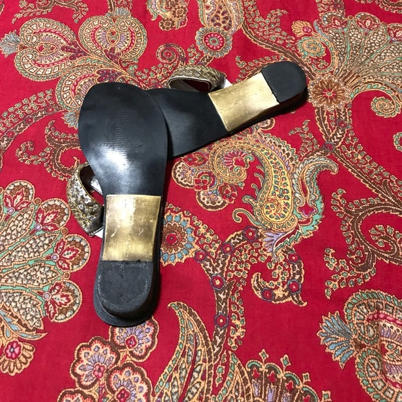 Unique Sandals - Picture 4 of 5