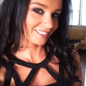 Meet your Posher, Izabela