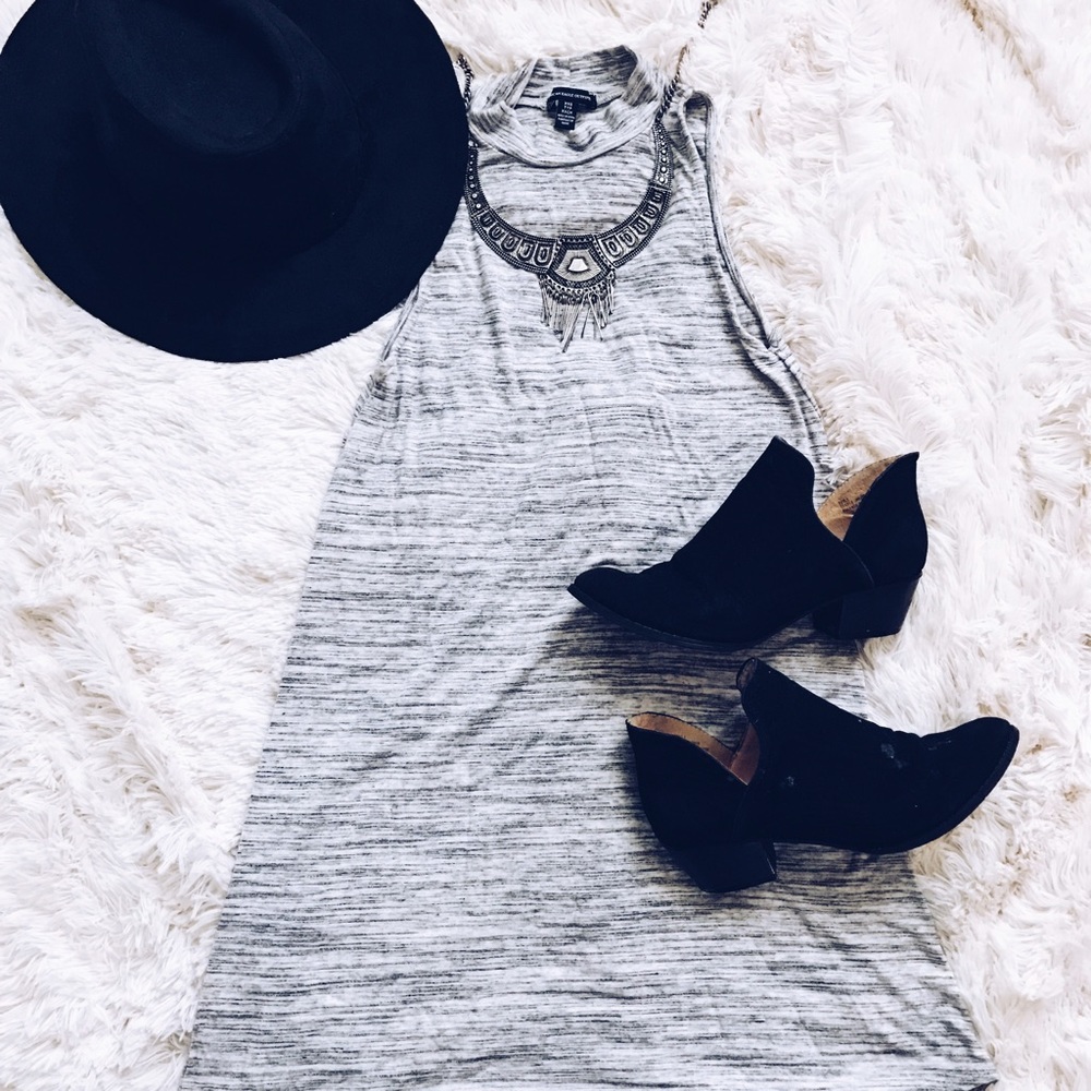 Grey Mock Neck Dress 👗