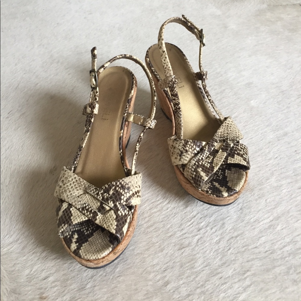 Vaneli cork wedges