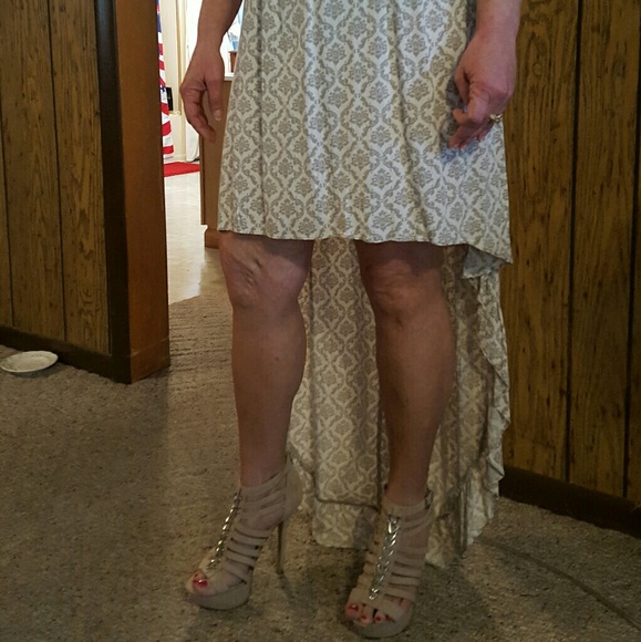 Dress - Picture 2 of 4