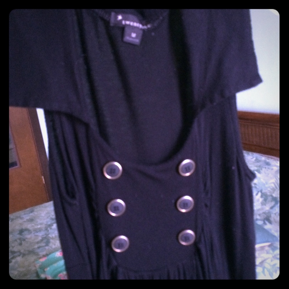 Button dress (with pockets!)