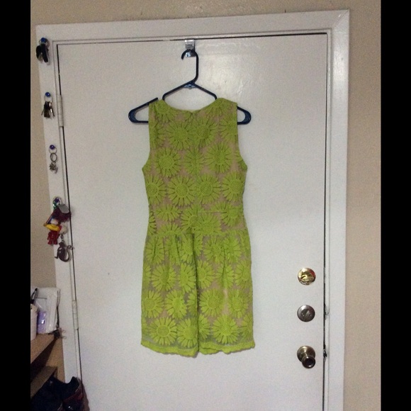 Woman dress in lemon yellow color. - Picture 2 of 2