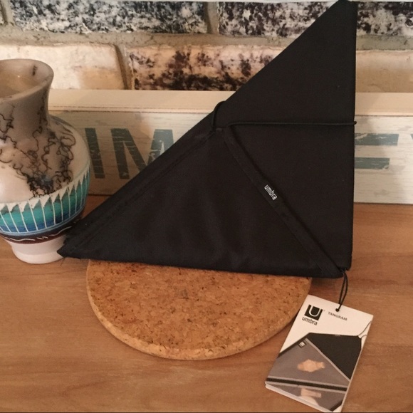 ✈️ LAST ONE UMBRA Folding Hanging Travel Organizer - Picture 2 of 8