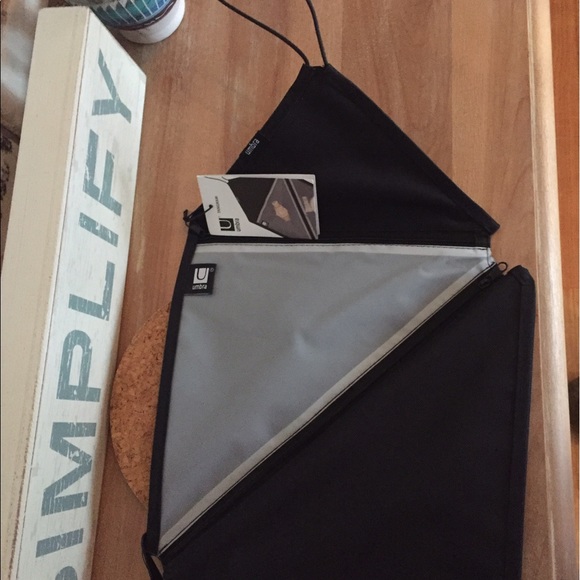 ✈️ LAST ONE UMBRA Folding Hanging Travel Organizer - Picture 4 of 8