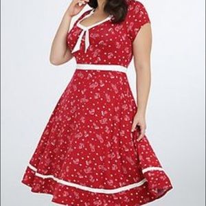 PLUS SIZE TORRID 40-50s ROCKABILLY SWING DRESS