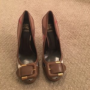 Burberry heels