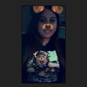 Meet your Posher, Noemi