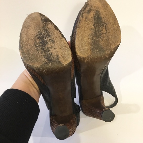 Stuart Weitzman black leather peep toe heels - Picture 6 of 8