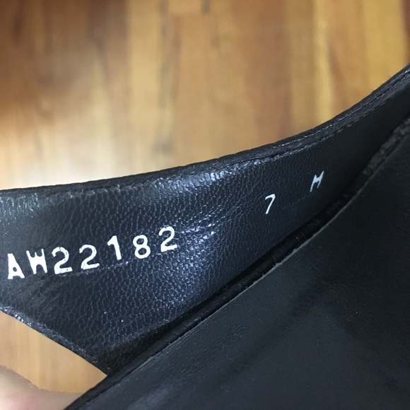 Stuart Weitzman black leather peep toe heels - Picture 8 of 8