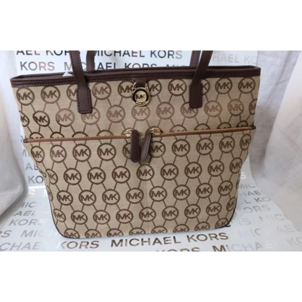 Michael Kors medium signature jetset