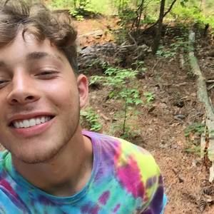 Meet your Posher, Jake