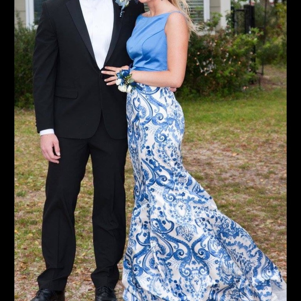 Sherri Hill 2017 Prom Dress Style Number 51015