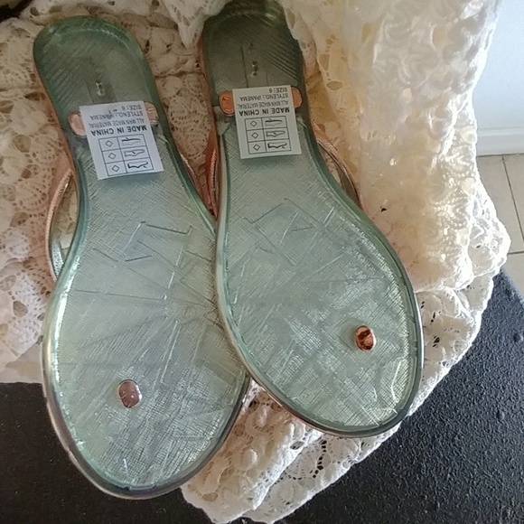 Golden Rose sandals shoes - Picture 4 of 5