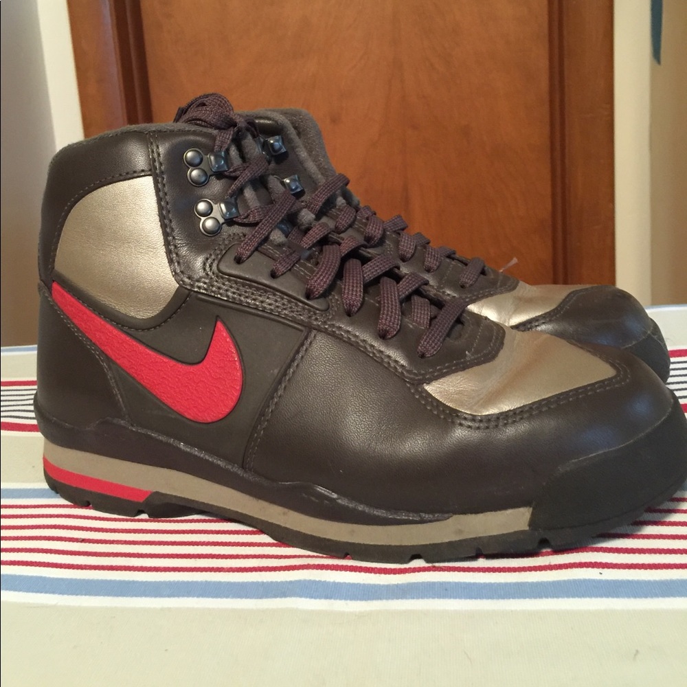 Nike Air Baltoro Hiking boots