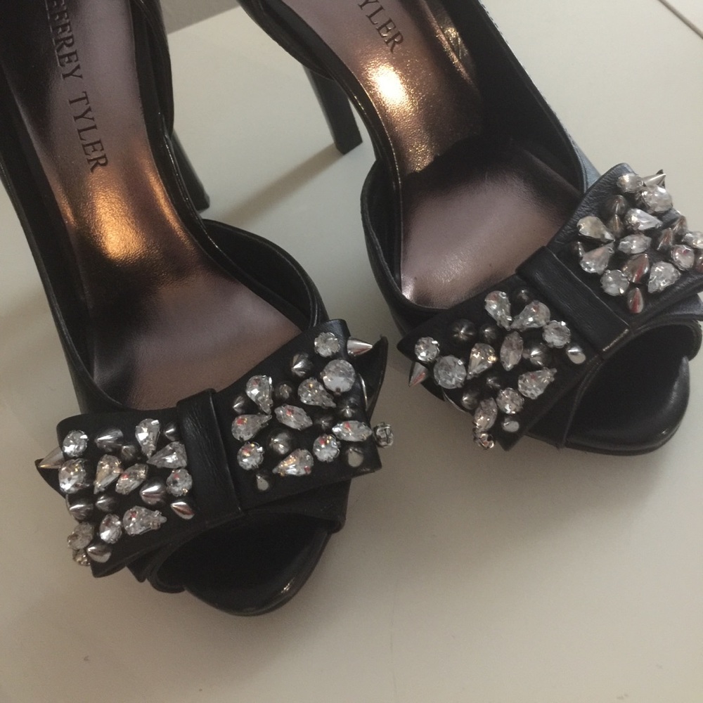 Sexy Jeffrey Tyler Heels