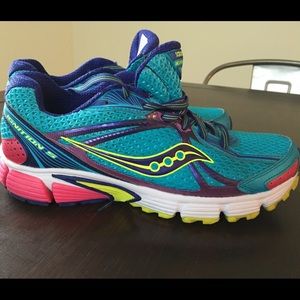 Saucony Ignition 5 Running Shoes