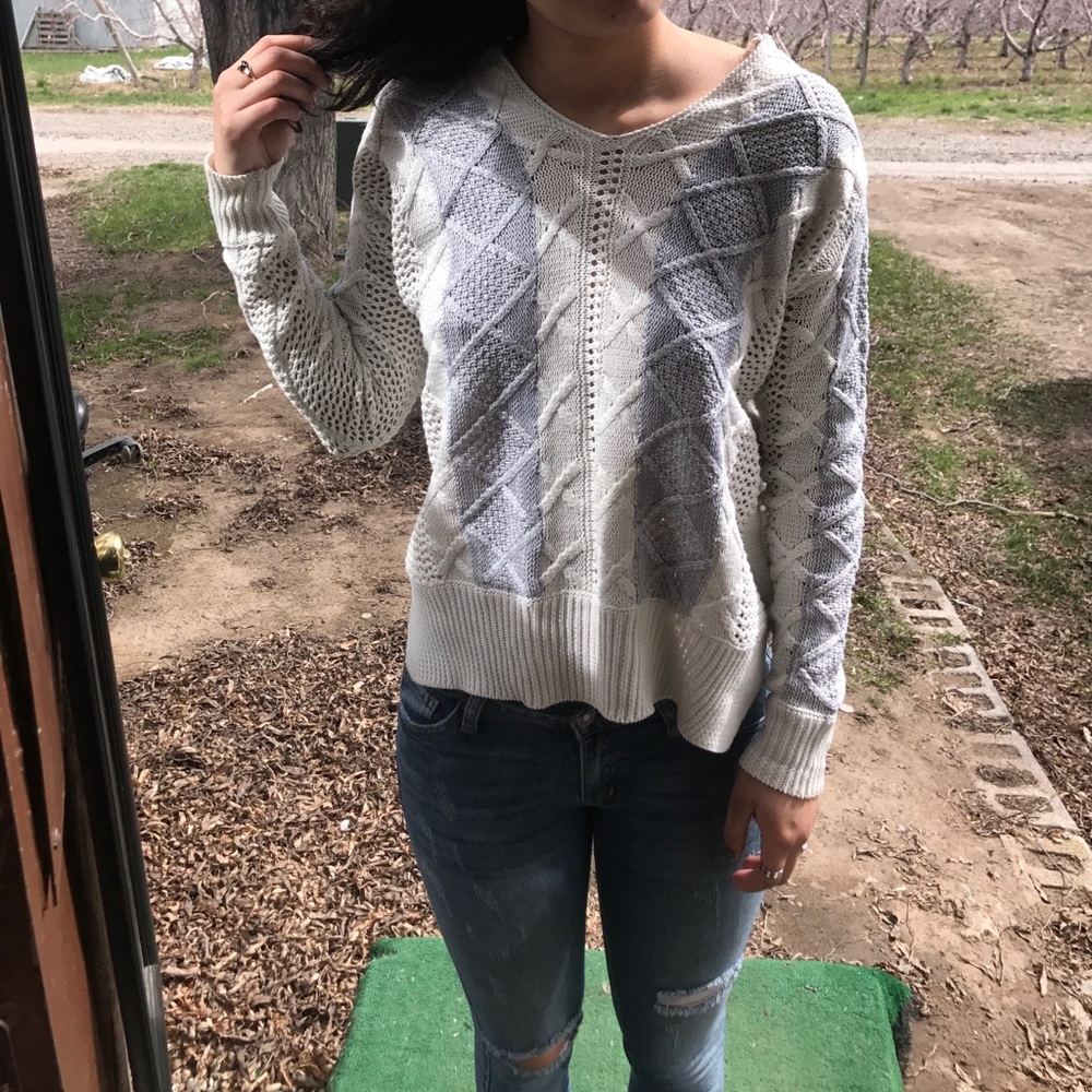 Crop top sweater !