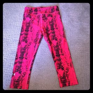 UA Women's Compression Capris size S