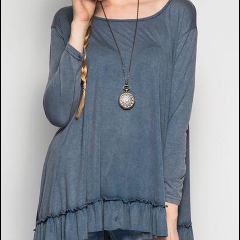 NWT Boutique Tunic in Navy