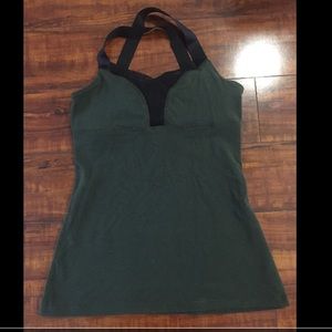 Beyond Yoga Adjustable Strap Top Hunter Green