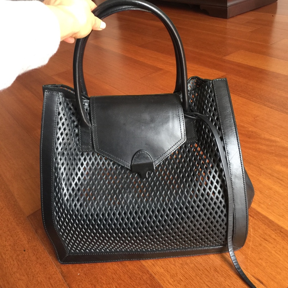 Loeffler Randall Lattice Cut Tote, blk